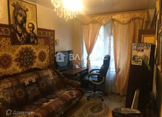 Продаю 2-комнатную квартиру, 43.3 м2, Павловск, улица Васенко, 12