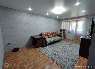 Трехкомнатная квартира на продажу, 59.7 м2, Астраханская область, Ленинградский переулок, 78