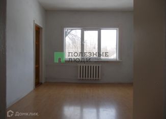 Продам 2-комнатную квартиру, 40 м2, посёлок городского типа Верхняя Максаковка, Общественная улица, 2