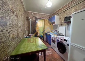 Продажа четырехкомнатной квартиры, 56 м2, Темрюк, улица 27 Сентября, 22