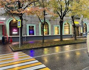 Продам 2-ком. квартиру, 53.2 м2, Москва, Гвардейская улица, 17к1, Гвардейская улица