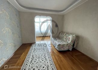 Продаю трехкомнатную квартиру, 70.1 м2, Ольгинка, 2-й микрорайон, 1