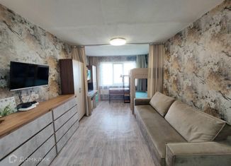Продам 2-ком. квартиру, 50.6 м2, Соликамск, проспект Ленина, 17