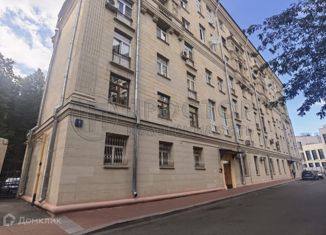 Продам 2-ком. квартиру, 57 м2, Москва, улица Фадеева, 6с3, метро Новослободская