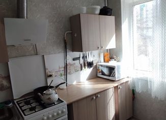 Продам 3-комнатную квартиру, 64 м2, Челябинск, Комсомольский проспект, 38, Курчатовский район
