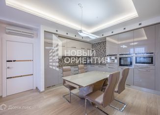 Продается трехкомнатная квартира, 104.9 м2, Екатеринбург, метро Ботаническая, Машинная улица, 3А