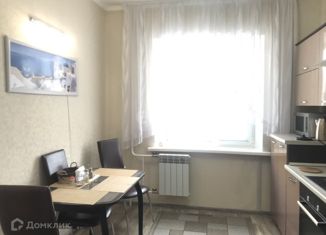 2-комнатная квартира на продажу, 53.2 м2, Тюменская область, улица Толстого, 28