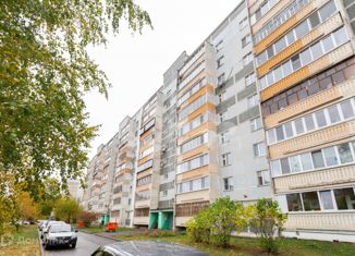 Продаю 2-ком. квартиру, 58 м2, Татарстан, улица Юлиуса Фучика, 14А