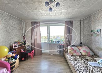 Продам двухкомнатную квартиру, 50.3 м2, Чайковский, улица Декабристов, 38