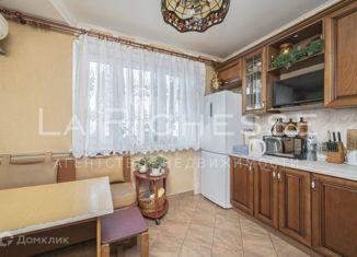 Продажа трехкомнатной квартиры, 76.6 м2, Москва, Можайское шоссе, 37, станция Рабочий Посёлок