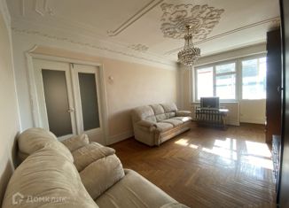 Продажа 4-ком. квартиры, 85 м2, Нальчик, улица Осипенко, 26, район Затишье