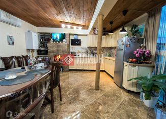 Продаю дом, 132 м2, село Новенькое, улица Куйбышева, 74