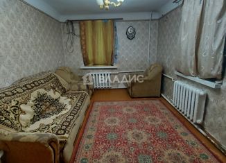 Продажа 2-ком. квартиры, 40 м2, Октябрьский, улица Кувыкина, 13