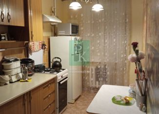 Трехкомнатная квартира на продажу, 68 м2, Севастополь, проспект Октябрьской Революции, 26