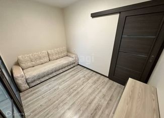 Продам 2-ком. квартиру, 43.8 м2, Владивосток, улица Крыгина, 105/2, ЖК Алые Паруса