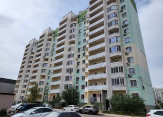 Продам 2-ком. квартиру, 52.7 м2, Астрахань, 1-й Таманский переулок, 27, Советский район