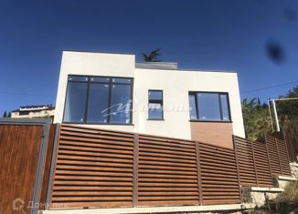 Дом на продажу, 244 м2, Алушта, улица Пуцатова