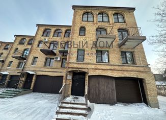 Продается многокомнатная квартира, 303 м2, Новгородская область, улица Обороны, 26
