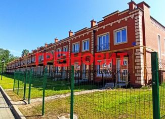 Продается двухкомнатная квартира, 48 м2, посёлок Садовый, микрорайон Берёзки-3, 2