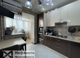 Продам 2-комнатную квартиру, 67 м2, Ставрополь, Шпаковская улица, 115, Промышленный район