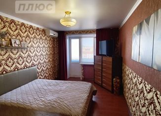3-комнатная квартира на продажу, 67.8 м2, Астраханская область, улица Победы, 54