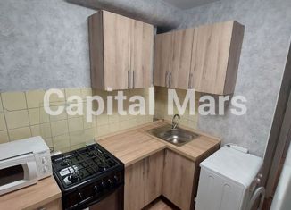 Сдается в аренду 2-ком. квартира, 42 м2, Москва, Гвардейская улица, 8, Гвардейская улица