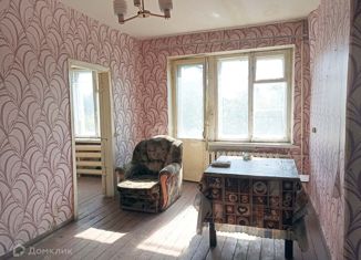 Продам 3-комнатную квартиру, 55.6 м2, рабочий поселок Приволжский, 3-й квартал, 8