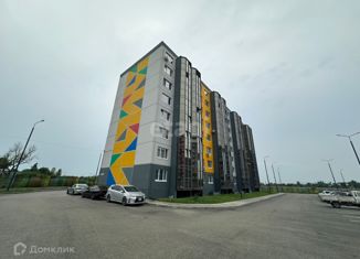 Продам 2-ком. квартиру, 48.7 м2, Артём, Совхозная улица, 10Ак5