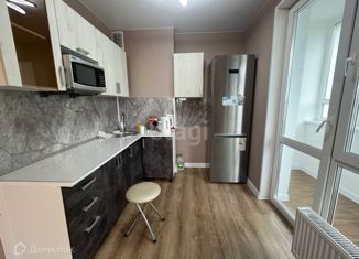 Сдаю в аренду 3-ком. квартиру, 66 м2, Владивосток, улица Майора Филипова, 11к3, Советский район