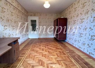 Продаю трехкомнатную квартиру, 67.8 м2, Новокубанск, улица Кирьянова, 1