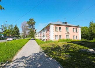 Продажа 3-комнатной квартиры, 67.7 м2, Новосибирск, улица Маяковского, 12, улица Маяковского