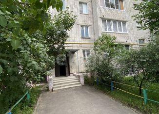 Продам 3-комнатную квартиру, 60 м2, Йошкар-Ола, улица Дружбы, 101, 3-й микрорайон