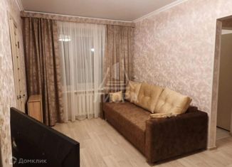 Продается 2-комнатная квартира, 40 м2, Омск, Ленинградская площадь, 1