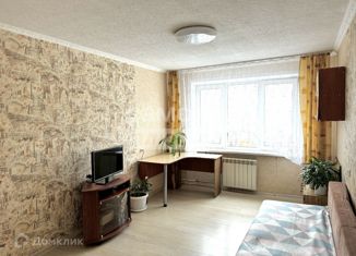 Продается 2-ком. квартира, 51.9 м2, Кировская область, проспект Строителей, 22