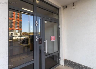 Продам 1-комнатную квартиру, 33.9 м2, Уфа, Яркий бульвар, 9, ЖК Яркий