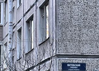 Продаю 2-комнатную квартиру, 42 м2, Санкт-Петербург, Витебский проспект, 61к3, метро Звёздная