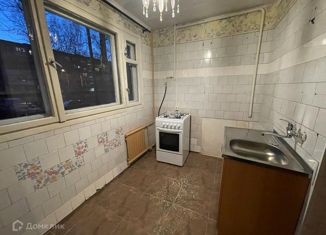 Продается 3-ком. квартира, 60.4 м2, Санкт-Петербург, Лужская улица, 4к1, Лужская улица