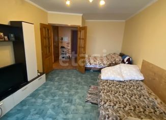 Продаю 1-ком. квартиру, 45 м2, Орёл, улица Абрамова и Соколова, 3, микрорайон Пятницкая слобода