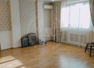 Продажа 2-комнатной квартиры, 68 м2, Курская область, улица Володарского, 44
