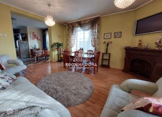 Продается трехкомнатная квартира, 144.2 м2, Чита, Красноярская улица, 12