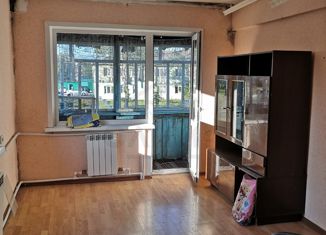 Продаю 2-комнатную квартиру, 43.8 м2, поселок Ферзиково, улица Бычкова, 10