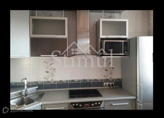 Продается 4-ком. квартира, 81.5 м2, Черногорск, улица Калинина, 6