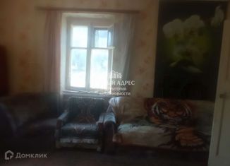 Продам 2-ком. квартиру, 42.5 м2, поселок Воротынск, Советская улица, 1