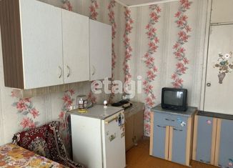 Сдается в аренду 1-ком. квартира, 18 м2, Тобольск, 6-й микрорайон, 28А