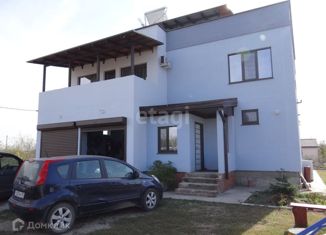 Продам дом, 200 м2, станица Новодмитриевская