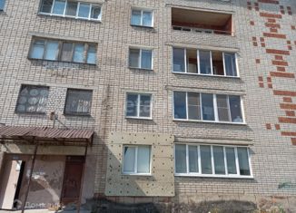 Продажа 5-комнатной квартиры, 100 м2, Калужская область, Малый переулок, 3