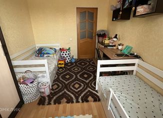 Продаю четырехкомнатную квартиру, 78.7 м2, Темрюк, улица Калинина, 112А