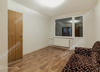 Продажа 2-ком. квартиры, 44.07 м2, Санкт-Петербург, улица Крыленко, 11к1, метро Улица Дыбенко