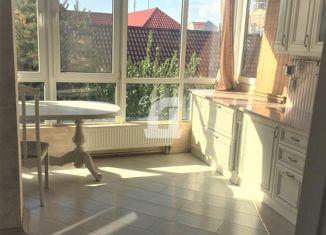 Сдается в аренду 1-ком. квартира, 38 м2, Краснодар, Брянская улица, 49, Брянская улица