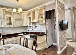 Четырехкомнатная квартира в аренду, 120 м2, Красноярск, улица Алексеева, 39, ЖК Вертикали